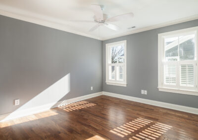 1522 Greenwood St by Urban Building Solutions Bedroom 4