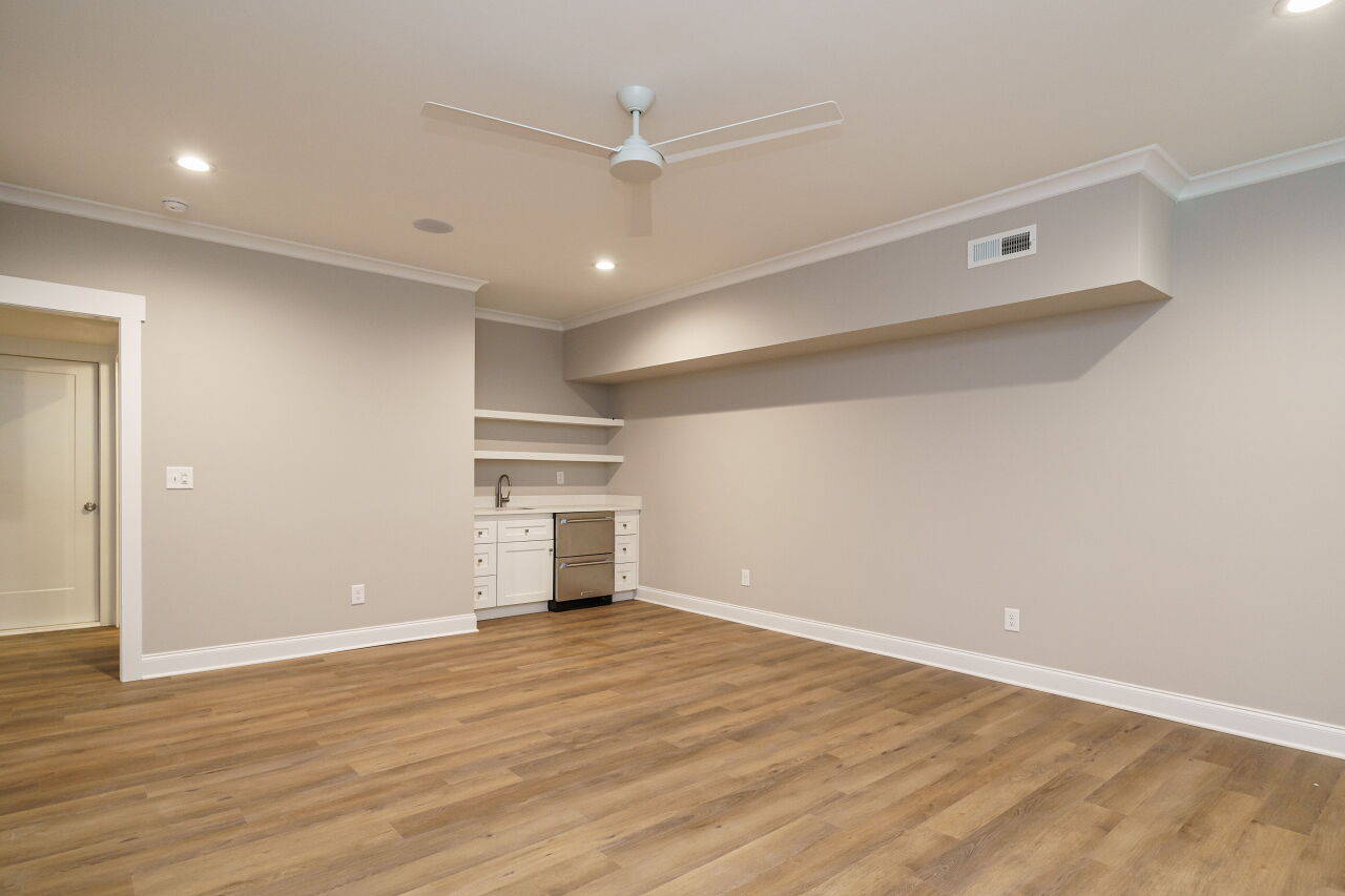 1511 Courtland by Urban Building Solutions bonus room