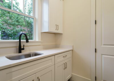 505 Harvey Street Custom Build by Urban Building Solutions laundry room