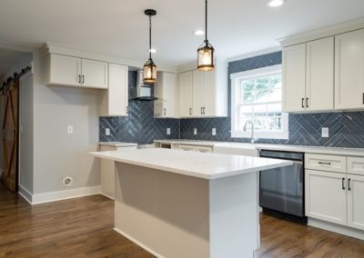 220 Georgetown Road: Custom Build by Urban Building Solutions